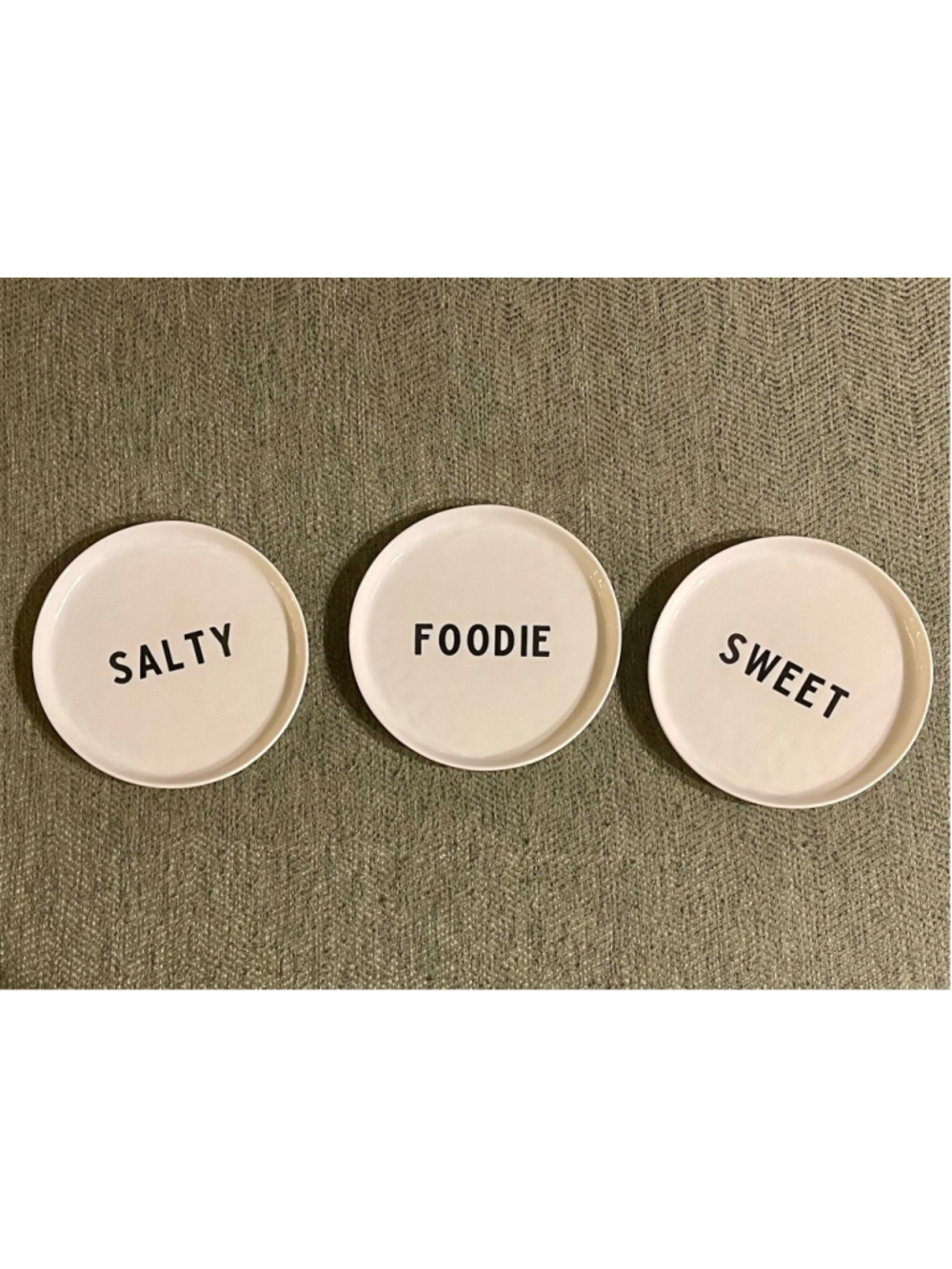 Santa Barbara Design Studio Porcelain Appetizer Plates, NWOT